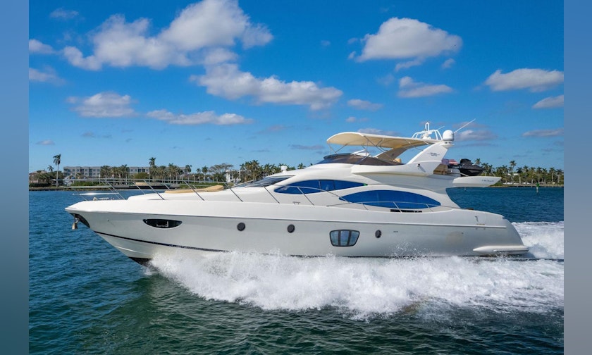 68′ Azimut  Unchained Melody