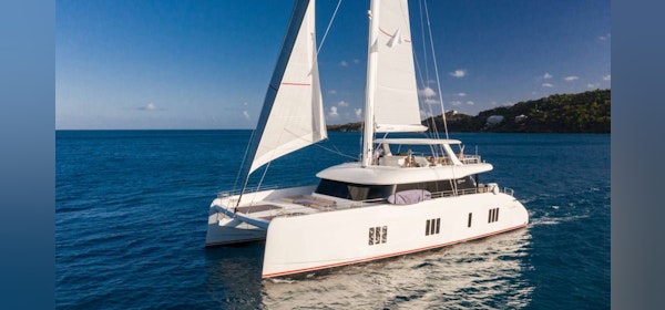 80′ Sunreef Yachts BUNDALONG For Charter